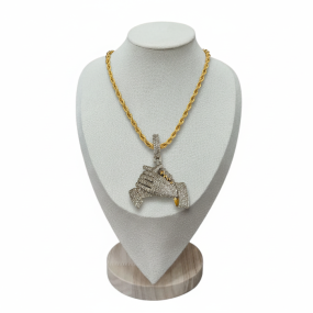 SHAKE HAND DIAMOND PENDANT