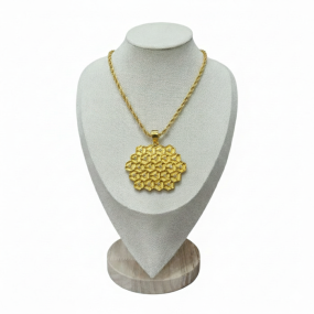Honey bee diamond pendanr